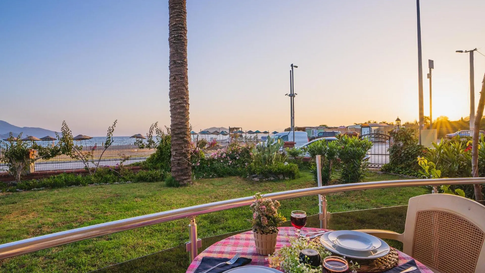 Sunset Beach Resort Aqua Lettings Фетхие Апарт-отель