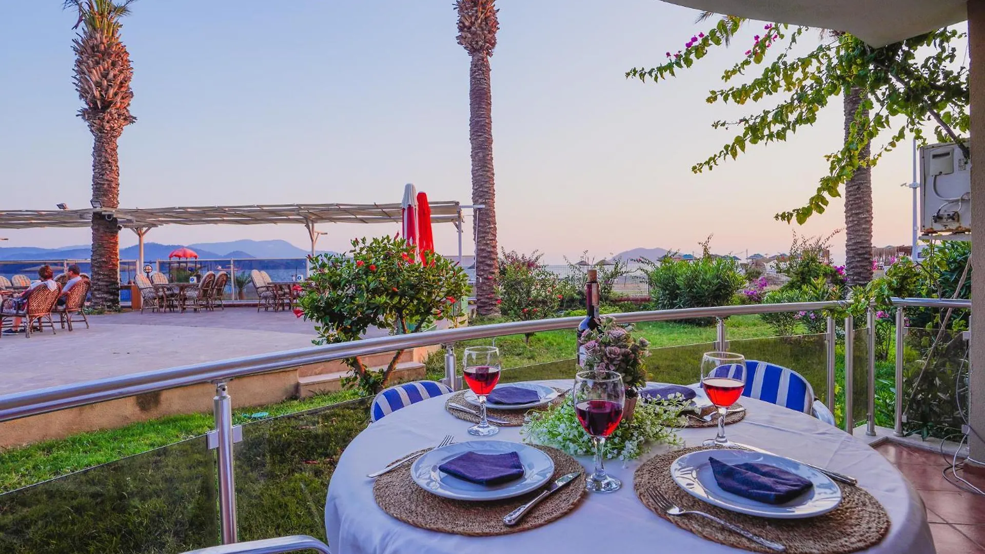 Lägenhetshotell Sunset Beach Resort Aqua Lettings Fethiye